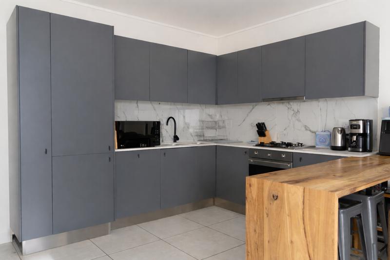 To Let 2 Bedroom Property for Rent in Paardevlei Western Cape